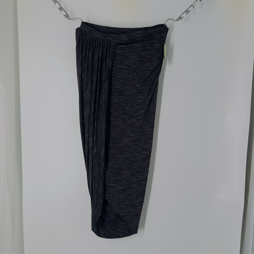 Anthropologie Saturday Sunday Nona Black Pattern Drape Skirt M NWT M stretchy - Picture 13 of 13